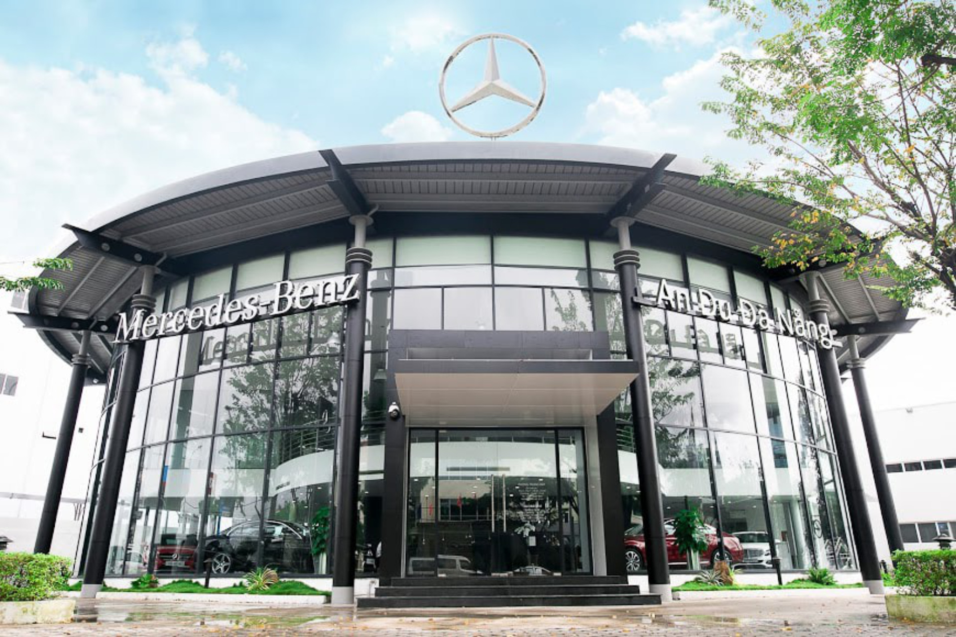 Mercedes-Benz An Du Đà Nẵng